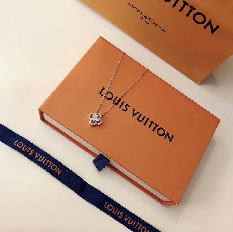 LV Necklace 08yxq01
